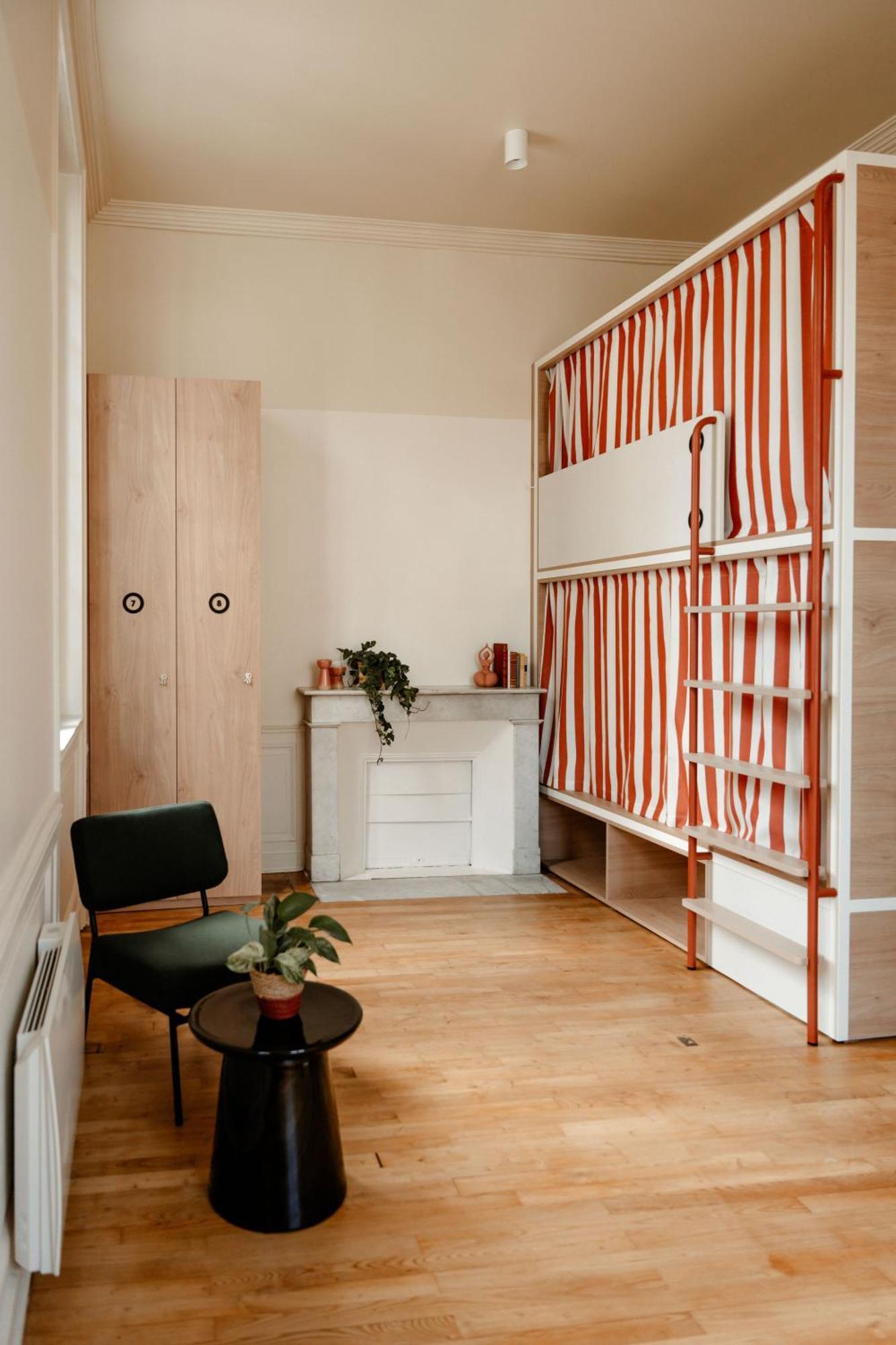 Central Hostel La Rochelle Centre Ngoại thất bức ảnh