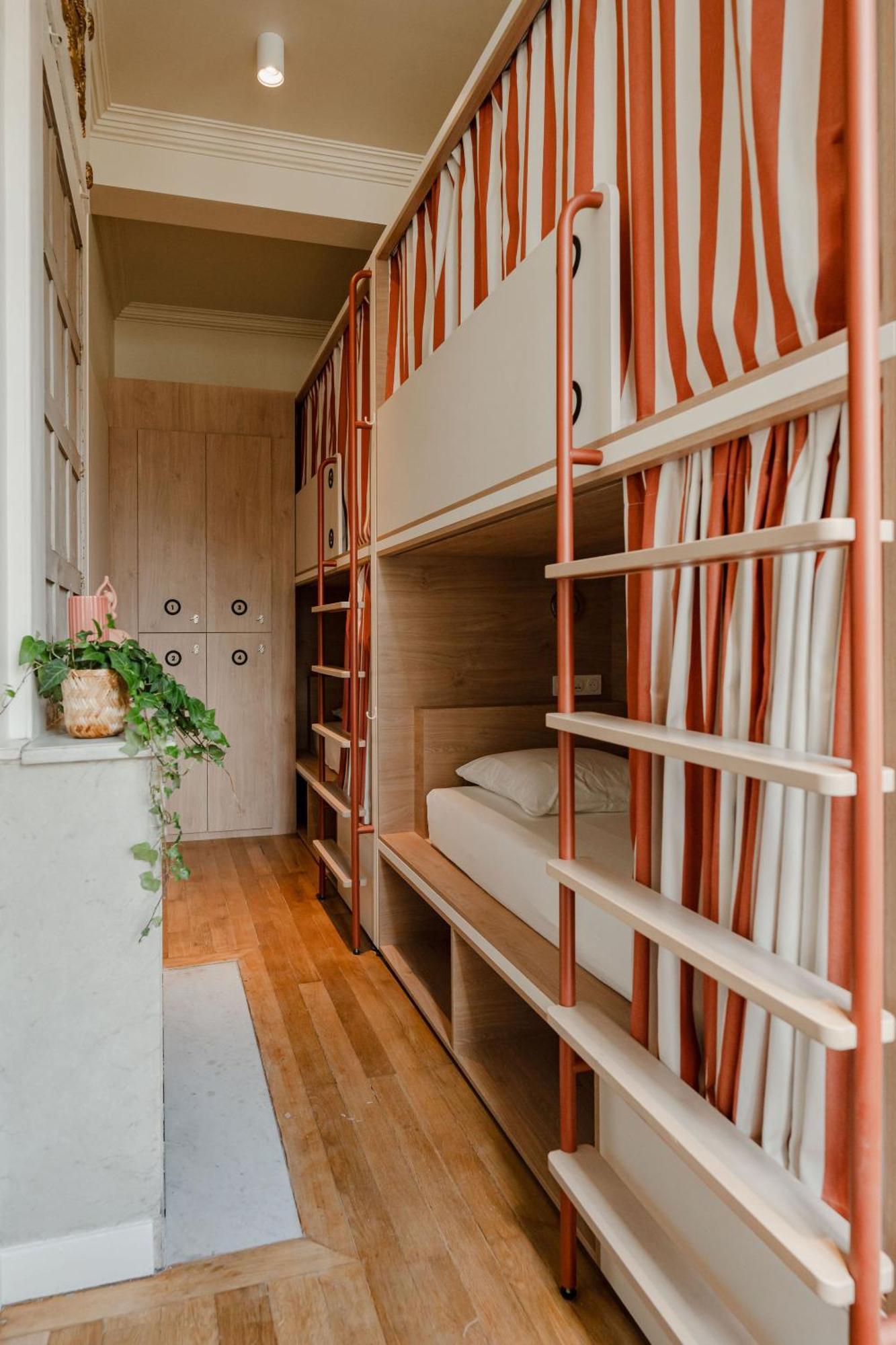 Central Hostel La Rochelle Centre Ngoại thất bức ảnh